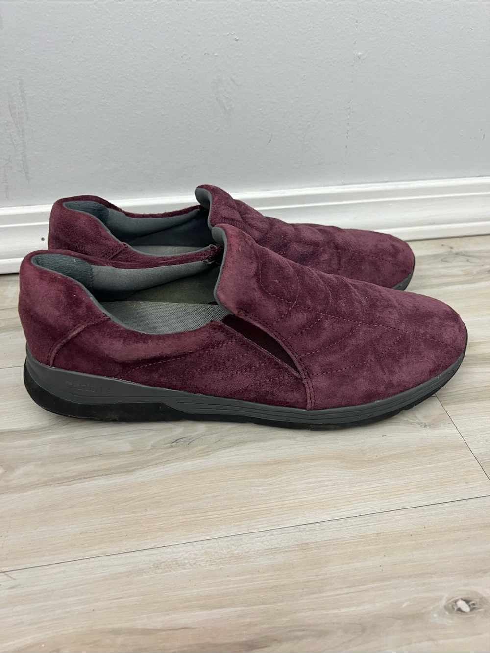 Earth Journey Burgundy Leather Suede Slip-On Sneakers Wide
